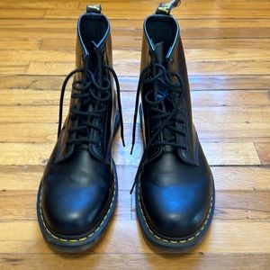Dr Martens 1460 Smooth Leather
